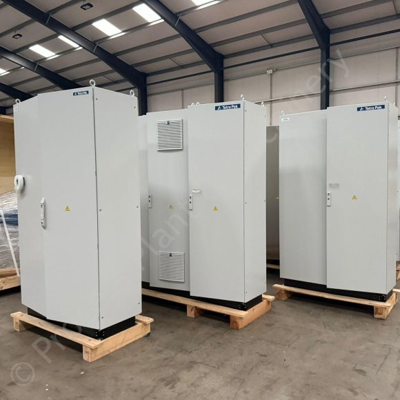 8628 Unused Mcc Cabinets 1