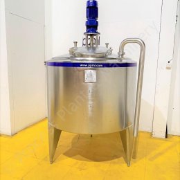 8231 1000 Ltr Jackleted Mix Tank 2