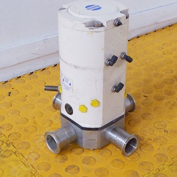 1.5 inch Robolux Multiway Actuated Diaphragm Valve