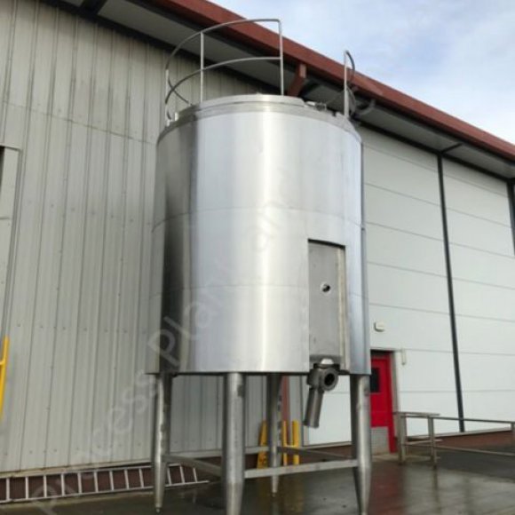 15,000 Ltr Stainless Steel Insulated Tank with Top-Mounted Multi-Paddle Mixer